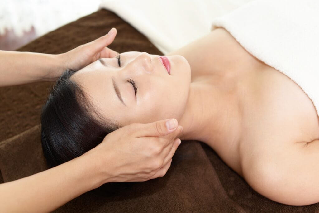 藤沢市の女性専門フェイシャル・瘦身エステティックサロン【CHERISH FACE藤沢】